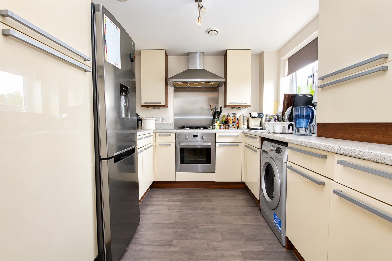 2 bed property in 11, 40 Mollison Drive, Wallington